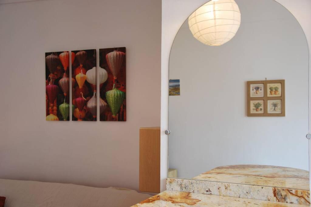 Nice Center - Bright Studio Balcony Wifi & Aircon Apartment Exterior foto